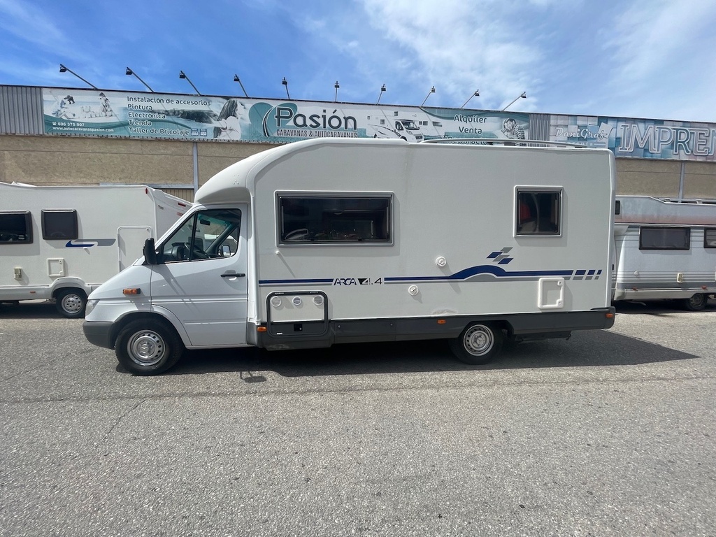 MERCEDES SPRINTER ARCA 4
